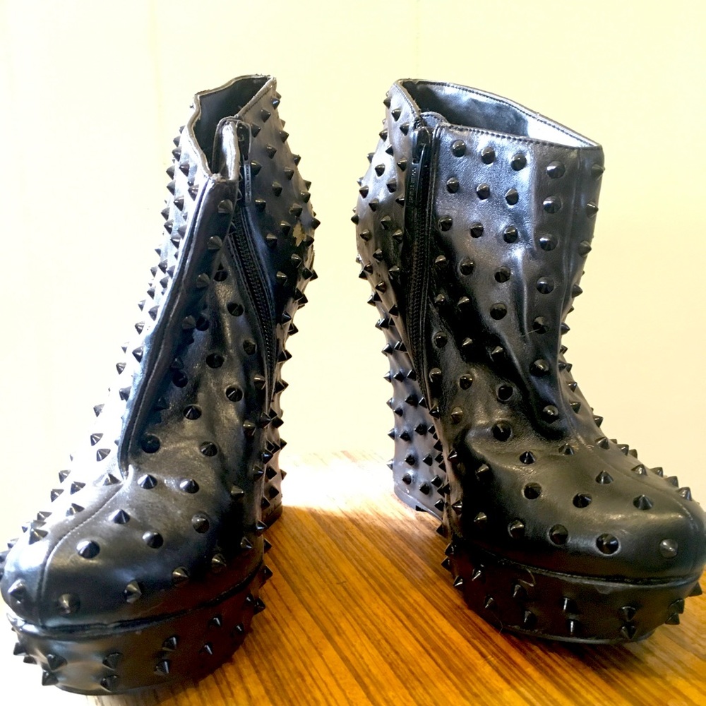 Goth Punk Studded Metallic Wedges - 8